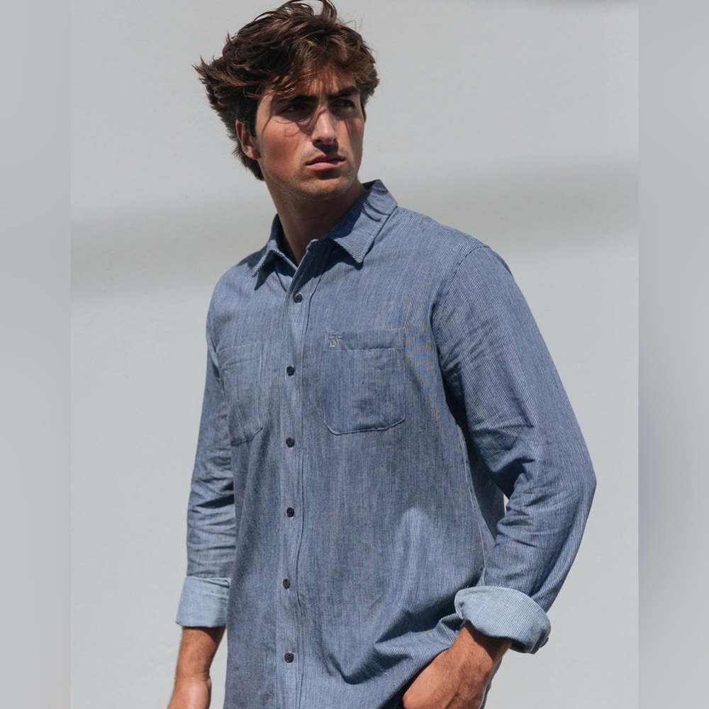 John Wayne THE ETHAN‎ WESTERN SHIRT IN TRAIN ROBBERS INDIGO STRIPE Size L Nwt